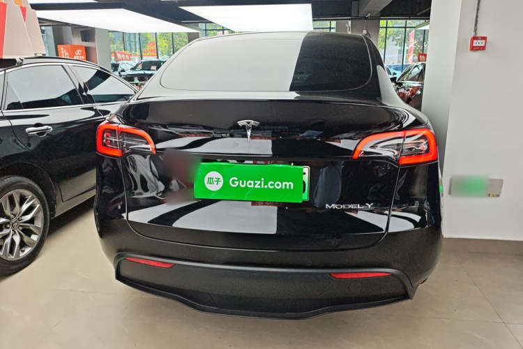Tesla Model Y 2022 #4 Tesla Model Y 2022 immagine di auto #4