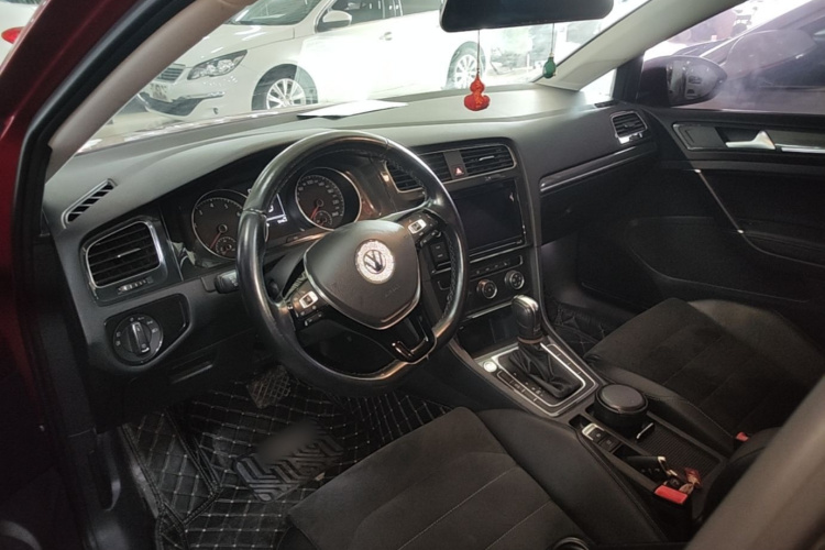 Volkswagen Golf 2018 #10 Volkswagen Golf 2018 car image #10