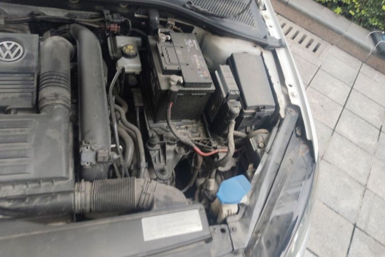 Volkswagen Golf 2017 car image #27