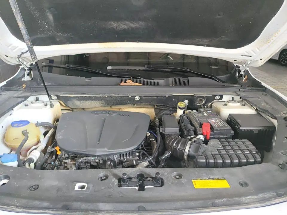 Jetour X70 PLUS 2023 immagine di auto #5