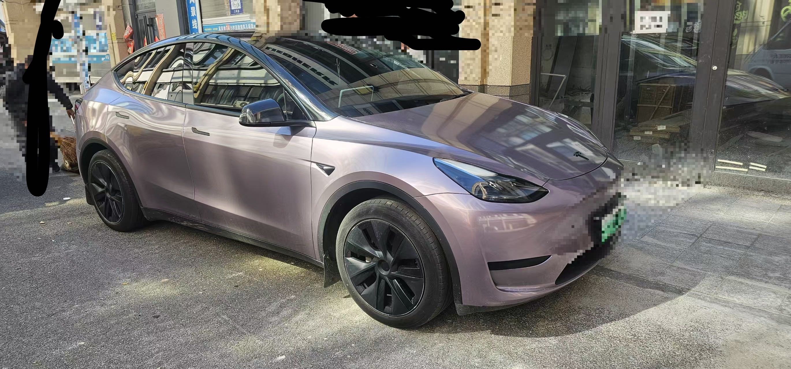 Tesla Model Y 2024 #3 Tesla Model Y 2024 immagine di auto #3