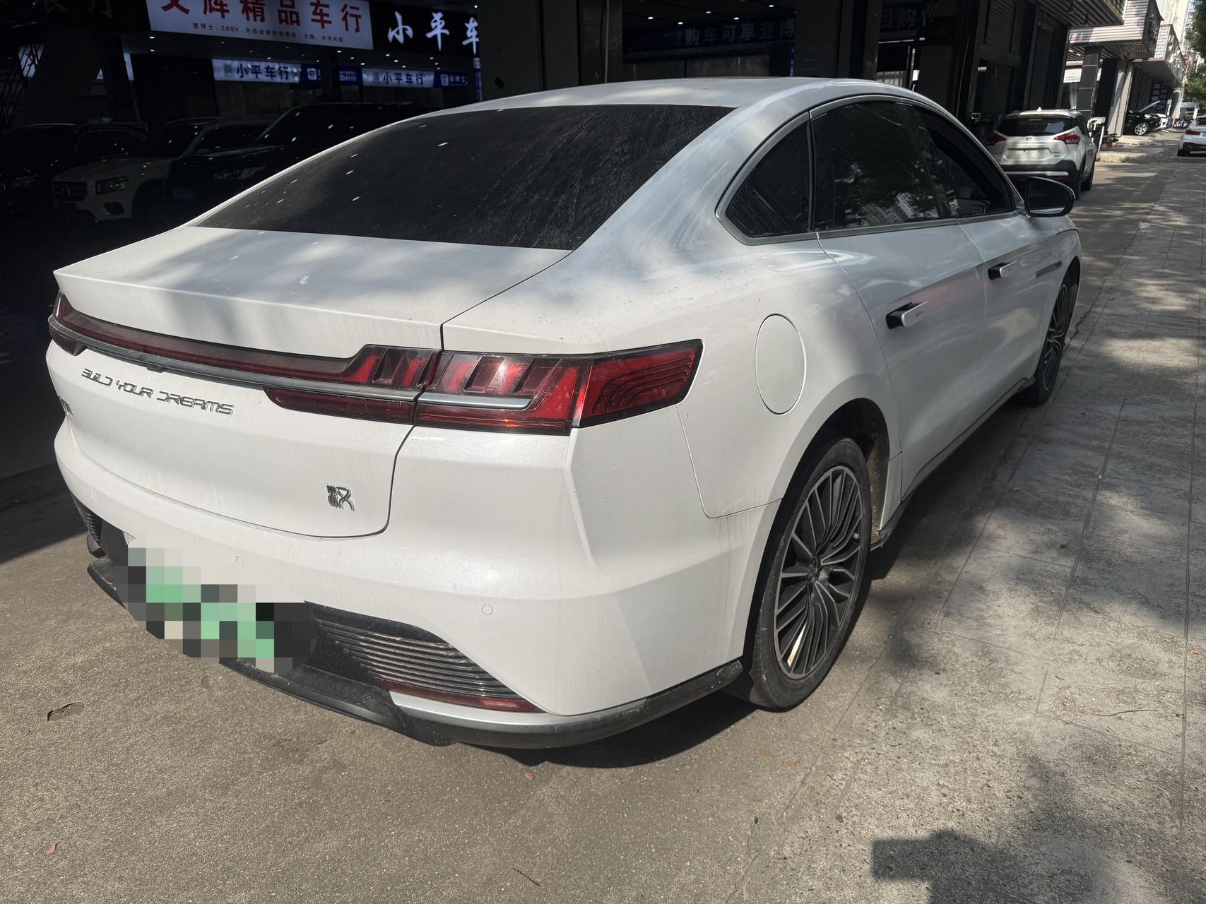 BYD Han 2023 #4 BYD Han 2023 изображение автомобиля #4