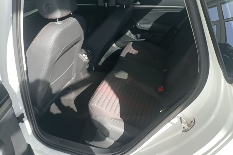 Volkswagen Lavida 2023 car image #17