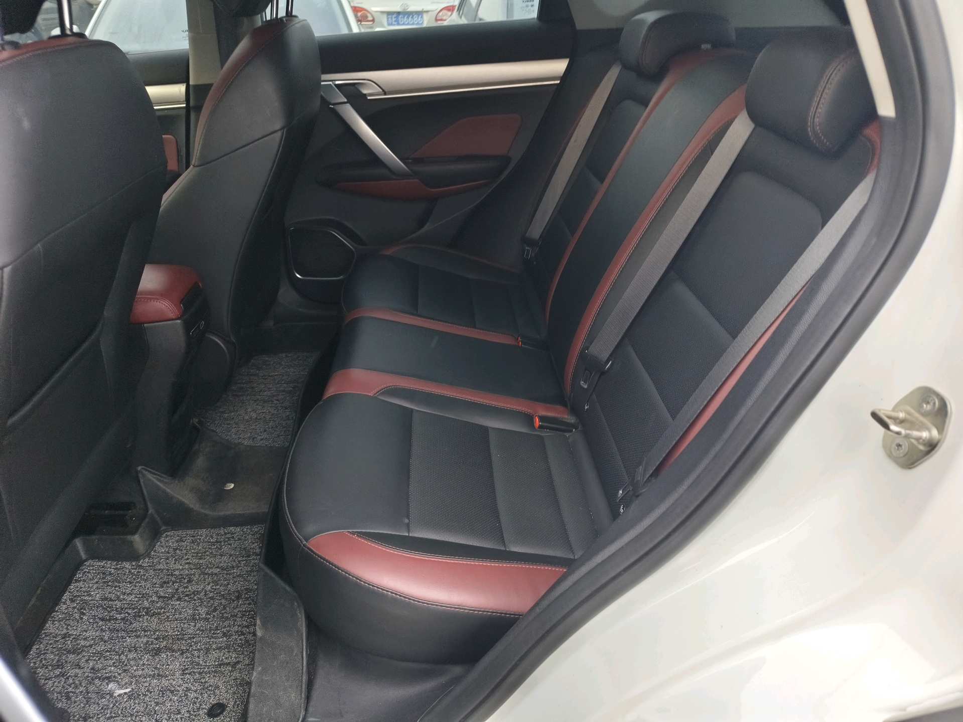 GEELY Coolray 2021 car image #6