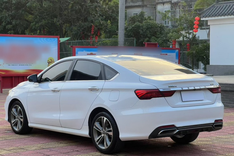 GEELY Binray 2018 image de voiture #5
