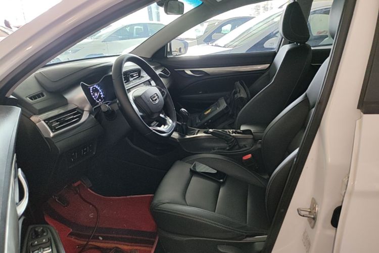 GEELY Emgrand 2019 #15 GEELY Emgrand 2019 car image #15