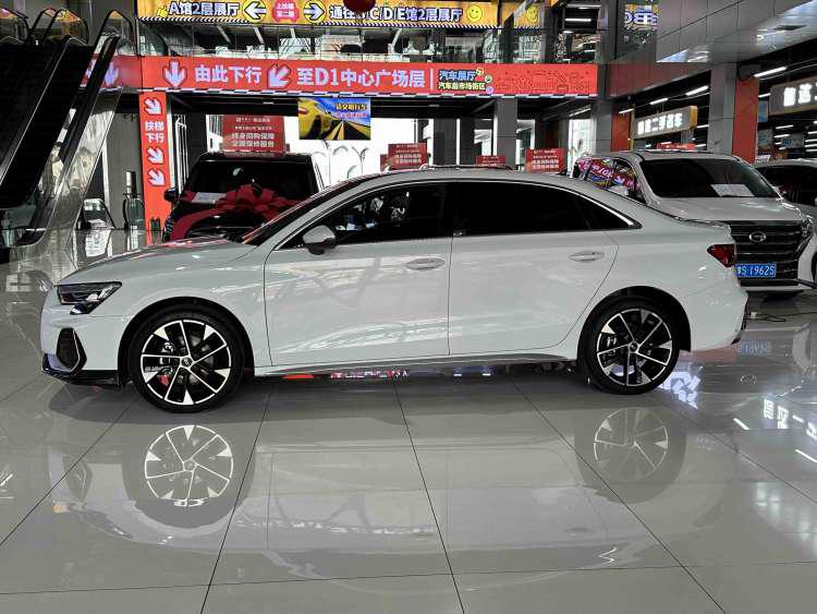 Audi A3 2025 #4 Audi A3 2025 car image #4