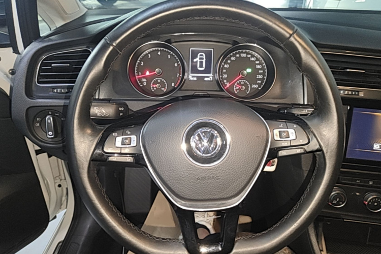 Volkswagen Golf 2019 #11 Volkswagen Golf 2019 car image #11