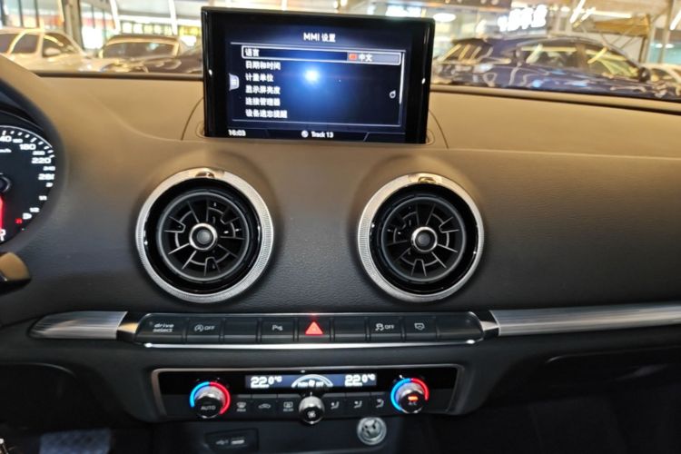 Audi A3 2018 #15 Audi A3 2018 car image #15