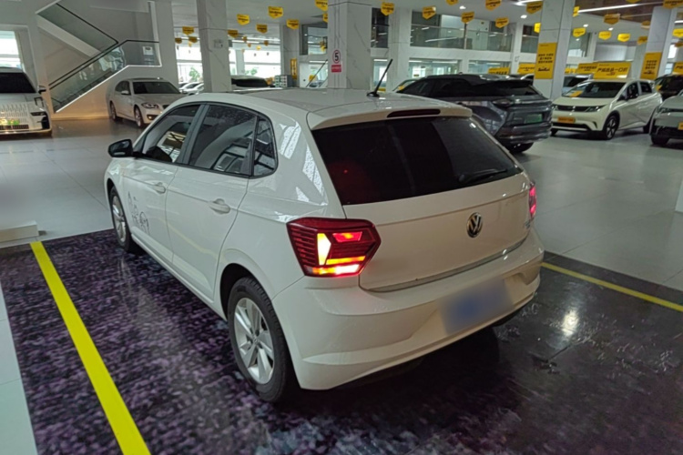 Volkswagen Polo 2020 car image #7