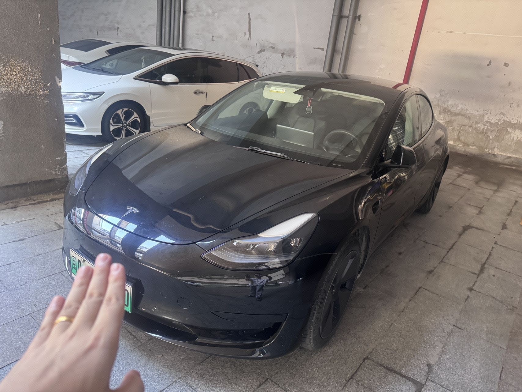 Tesla Model 3 2022 car image 