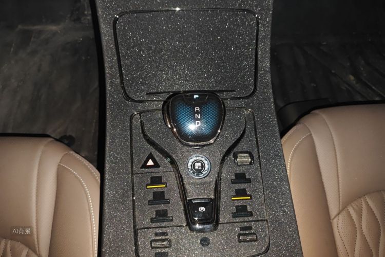 BYD Han 2024 car image #16