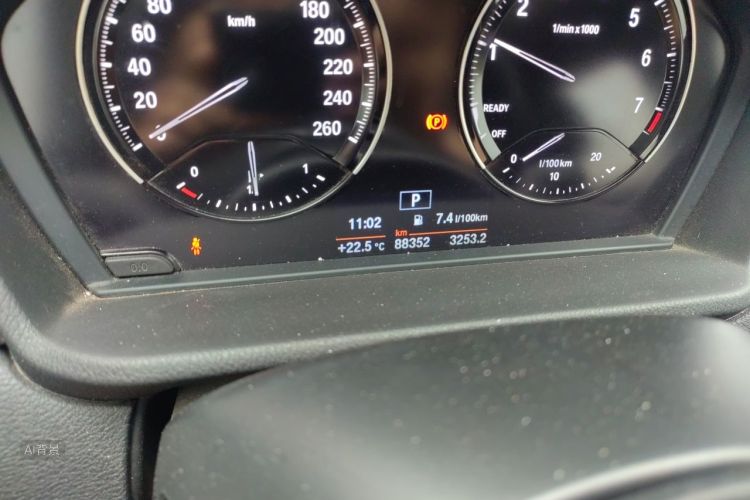 BMW X1 2019 car image #14