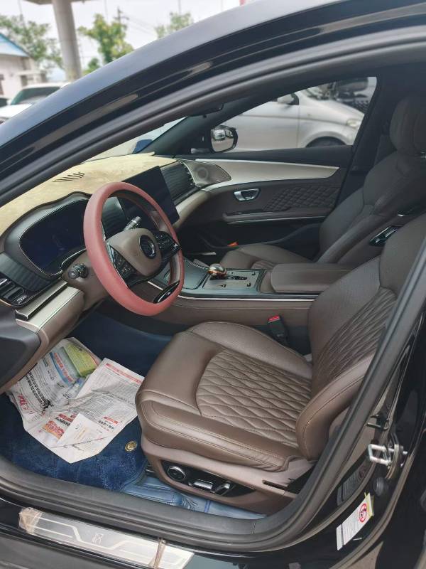 BYD Han 2023 car image #3