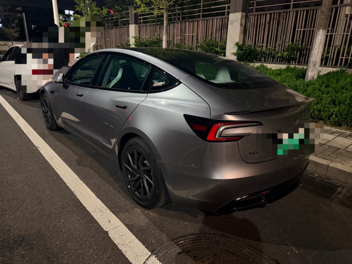 Tesla Model 3 2026 car image #3