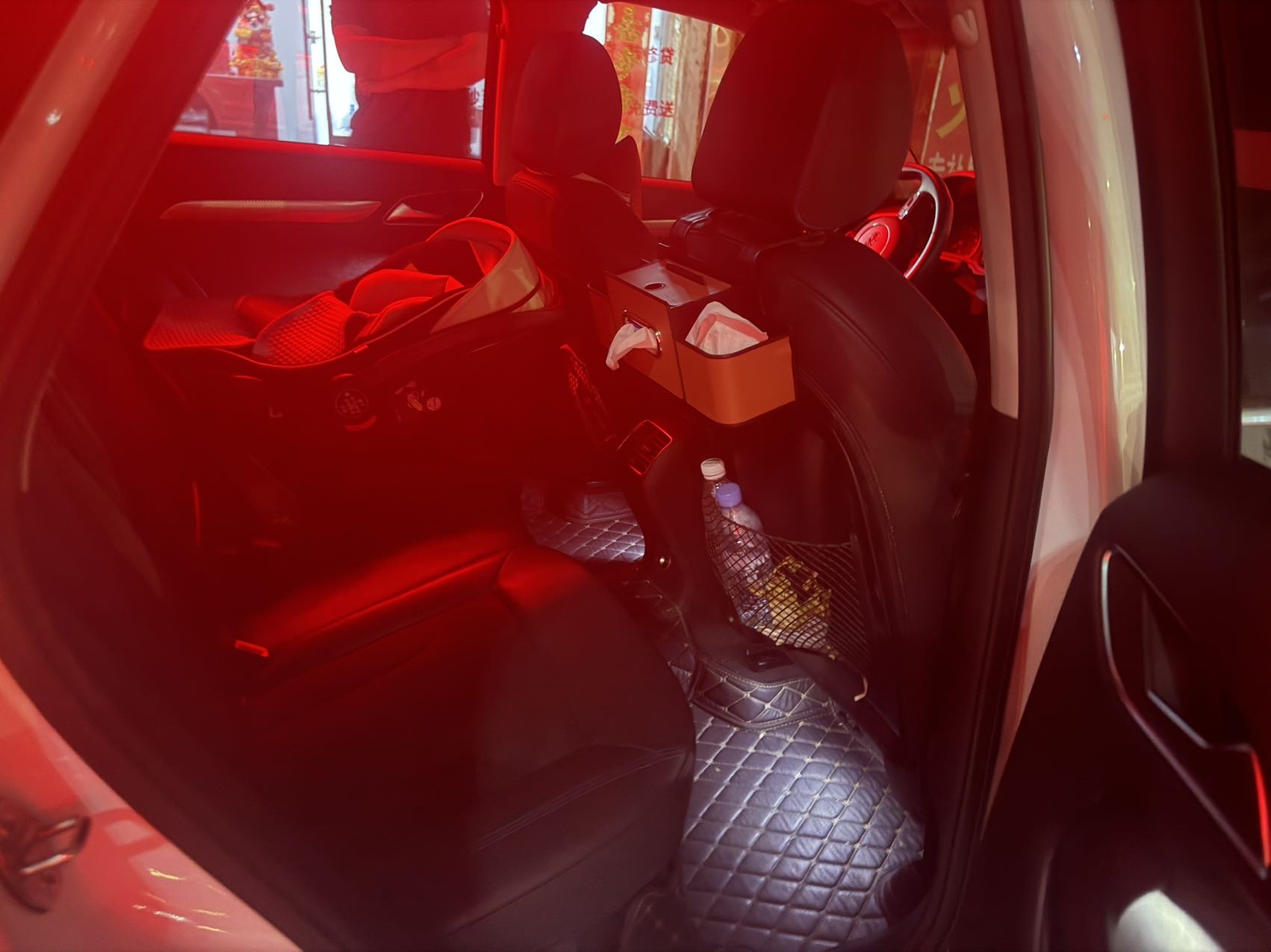 2018 imagen de coche #4