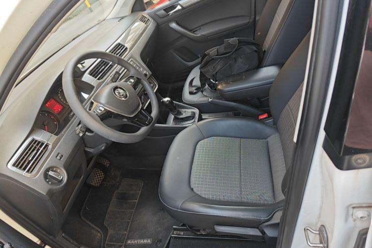 Volkswagen Santana 2016 car image #15