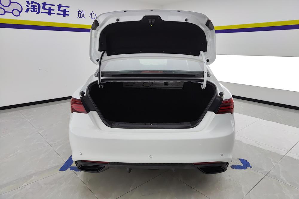 GEELY Binray 2021 car image #17