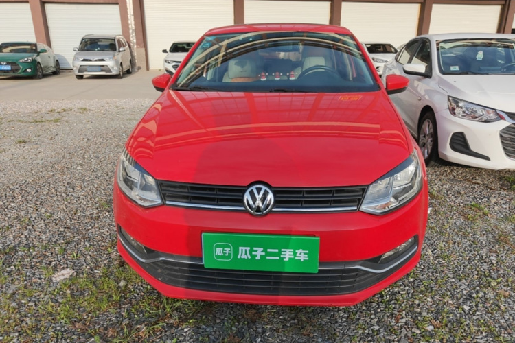 Volkswagen Polo 2018 car image #3