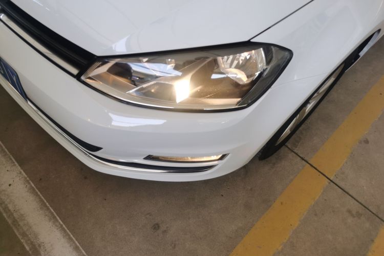 Volkswagen Golf 2016 imagen de coche #23