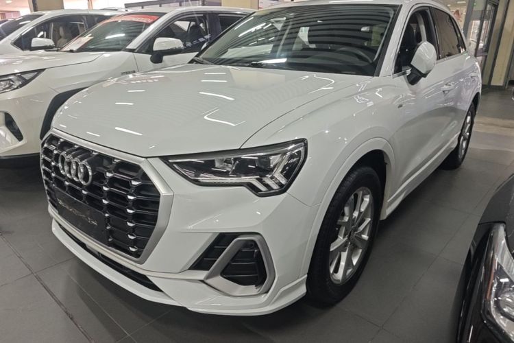 Audi Q3 2020 #2 Audi Q3 2020 car image #2