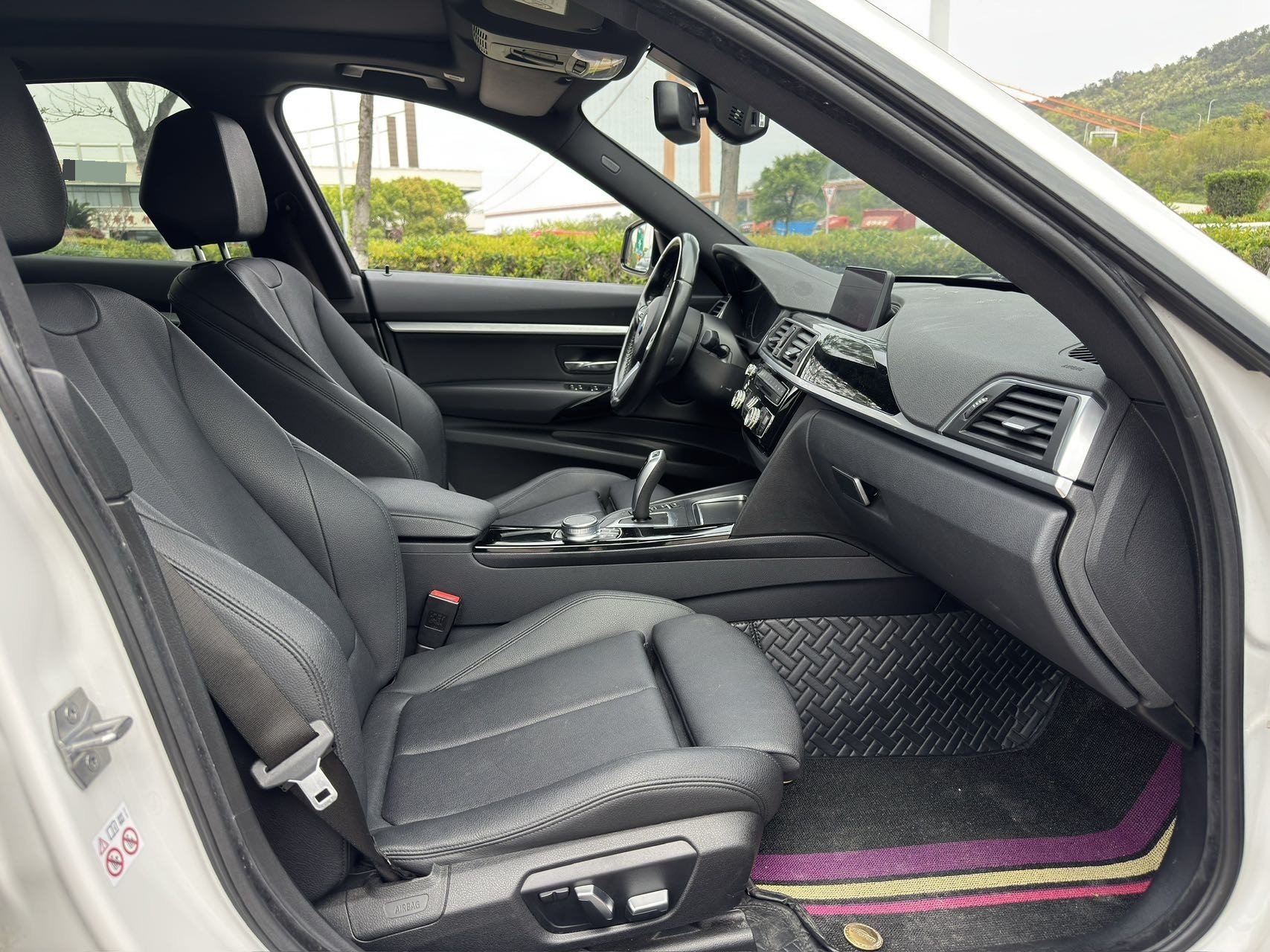 BMW 3 Series GT 2020 imagem de carro #6