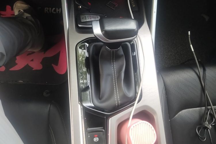 GEELY Emgrand 2022 car image #14