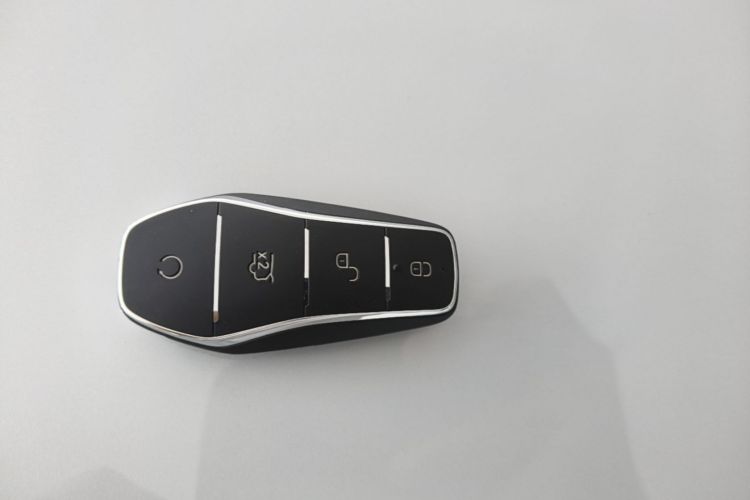 BYD Yuan Plus 2023 immagine di auto #9