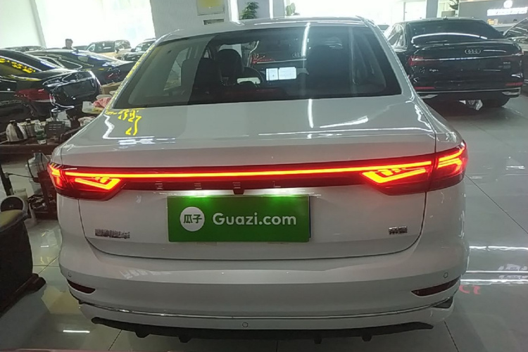 GEELY Emgrand 2025 #6 GEELY Emgrand 2025 car image #6