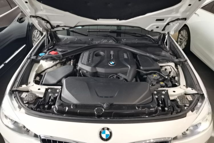 BMW 3 Series GT 2021 #20 BMW 3 Series GT 2021 car image #20