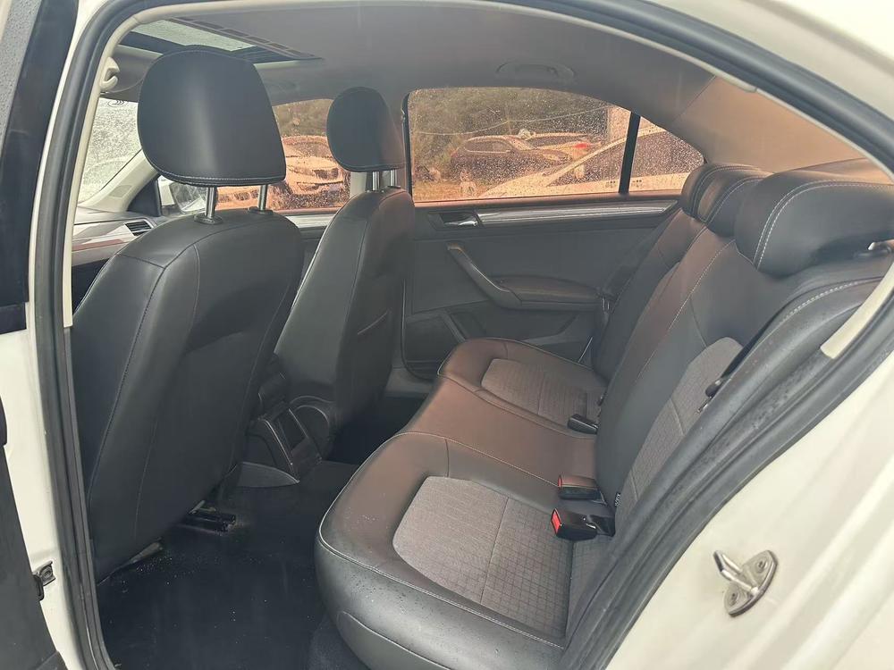 Volkswagen Santana 2017 car image #9
