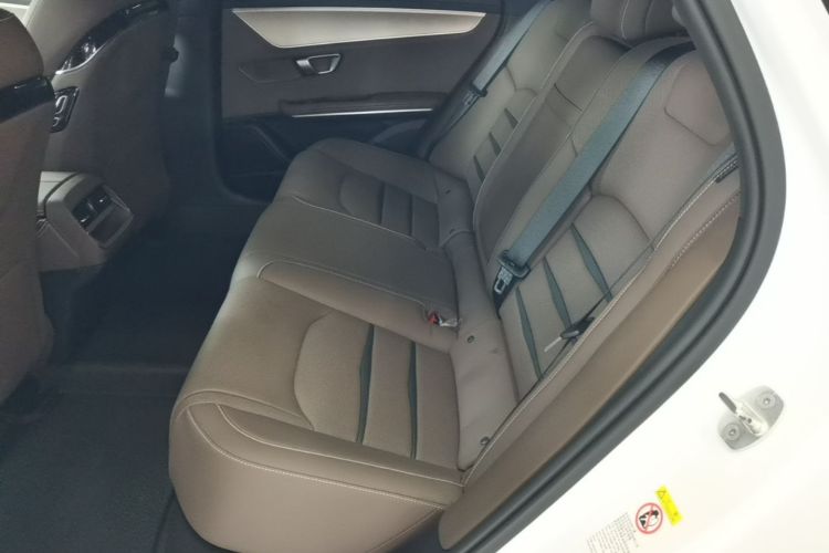BYD Han 2022 car image #17