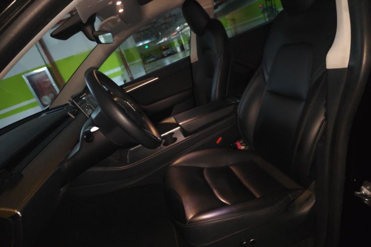 Tesla Model Y 2021 #15 Tesla Model Y 2021 car image #15