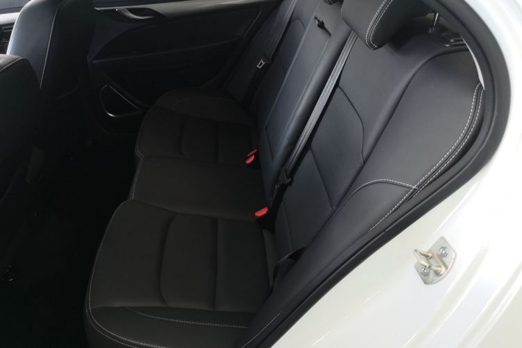 GEELY Emgrand 2020 immagine di auto #17