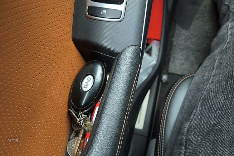 BYD Yuan 2016 #10 BYD Yuan 2016 car image #10