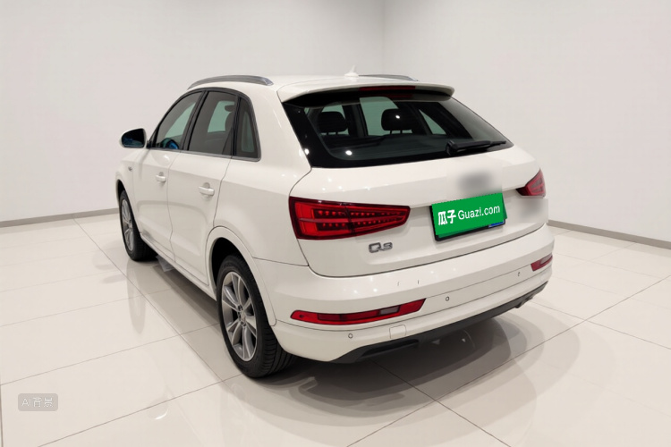 Audi Q3 2018 #5 Audi Q3 2018 car image #5