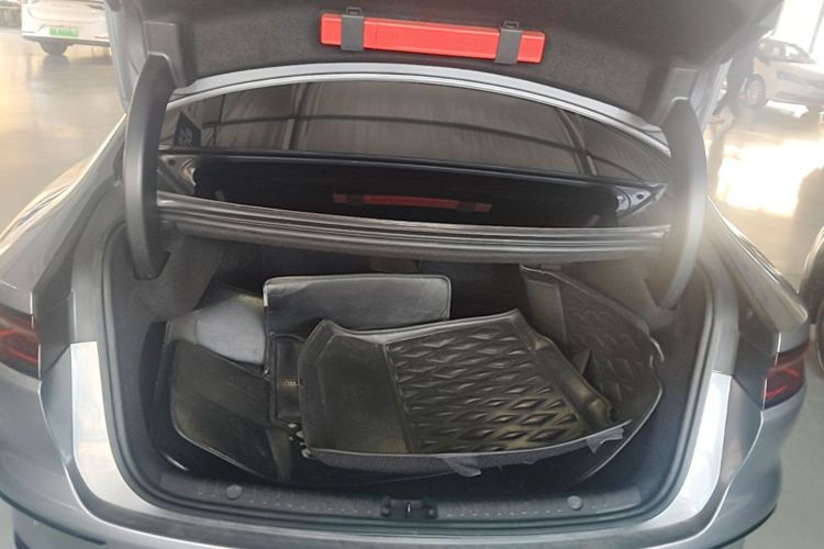 BYD Han 2022 car image #19