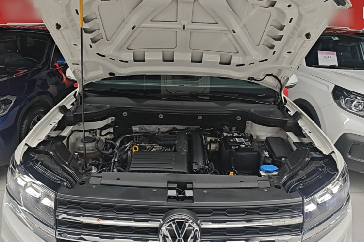 Volkswagen Tharu 2020 immagine di auto #20