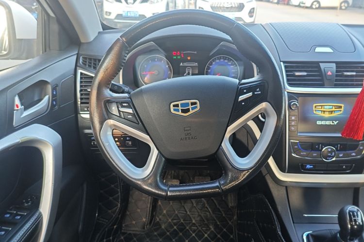 GEELY Emgrand 2016 car image #11