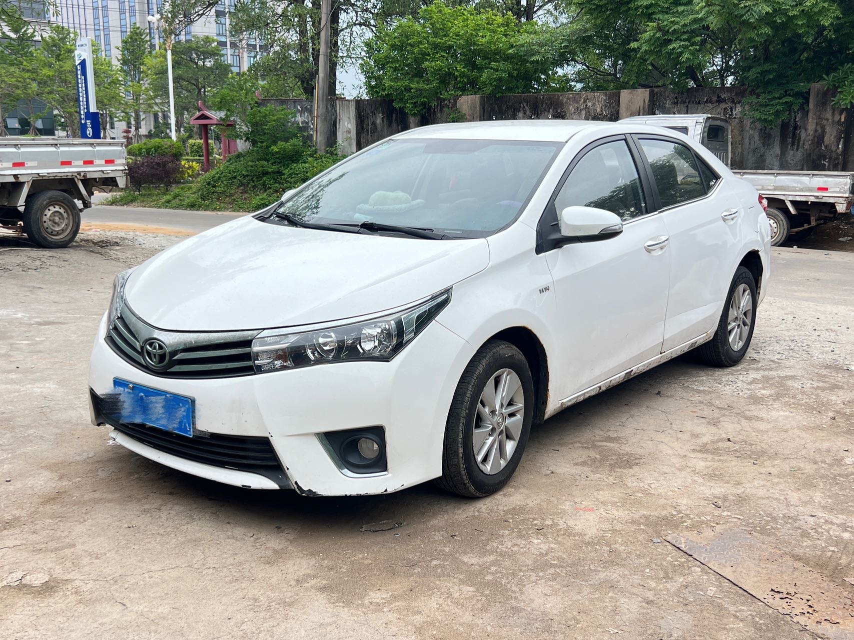 2015 2015 car image