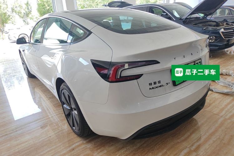 Tesla Model 3 2025 #5 Tesla Model 3 2025 car image #5