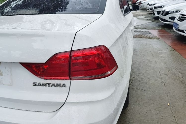 Volkswagen Santana 2019 #8 Volkswagen Santana 2019 car image #8