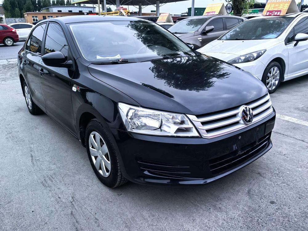 Volkswagen Santana 2015 car image #3