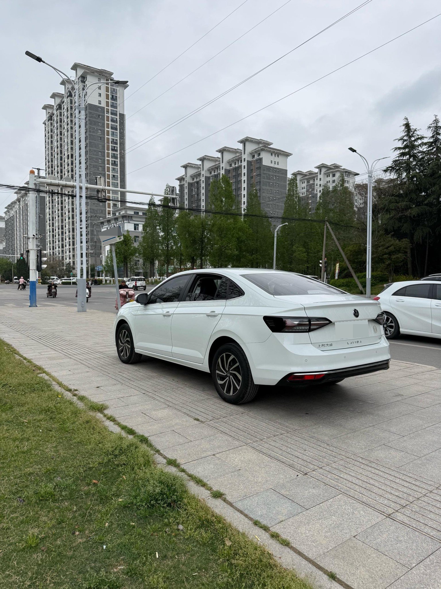 Volkswagen Lavida 2024 immagine di auto #5