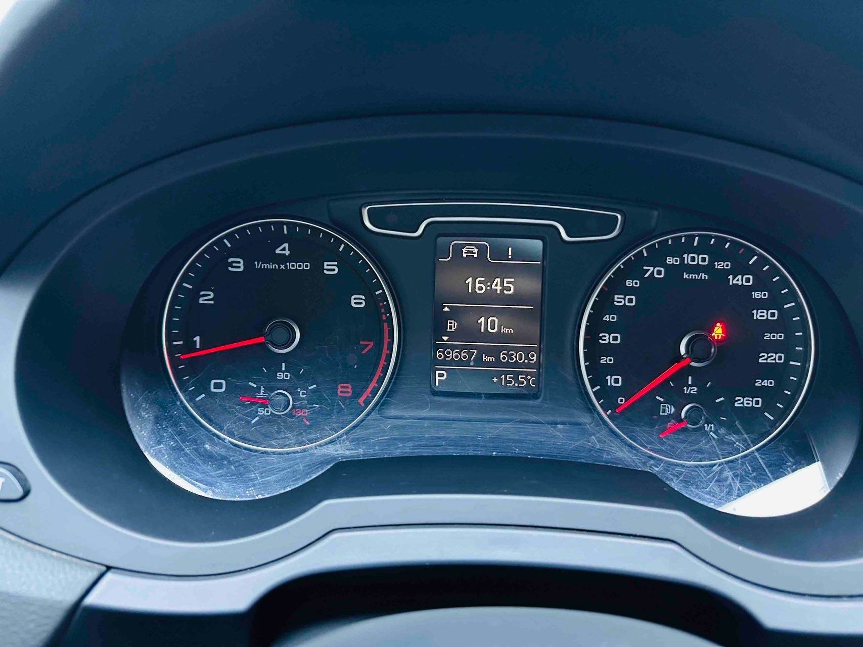 Audi Q3 2015 immagine di auto #11