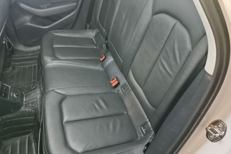 Audi A3 2017 car image #19