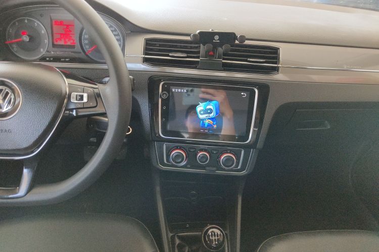 Volkswagen Santana 2020 car image #13