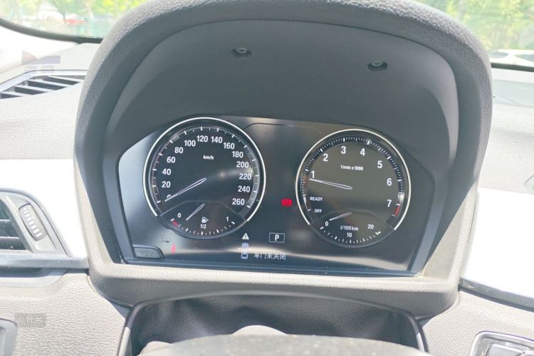 BMW X1 2019 car image #13
