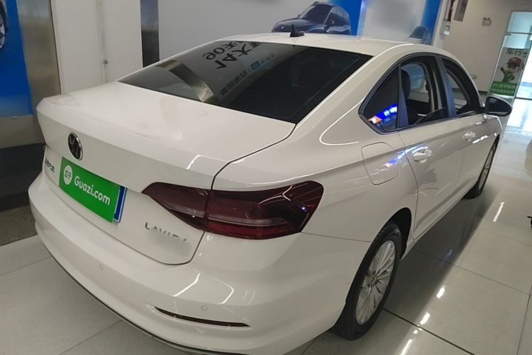 Volkswagen Lavida 2021 car image #5