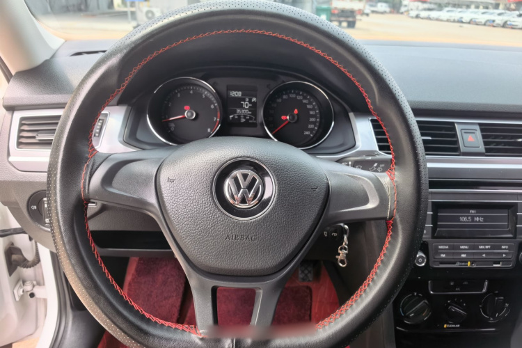 Volkswagen Bora 2020 car image #19
